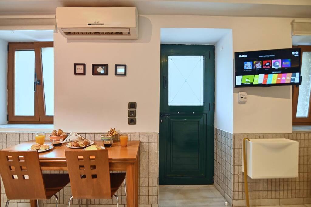#Tyrtaiou Modern Design Studio Mytilene Ngoại thất bức ảnh